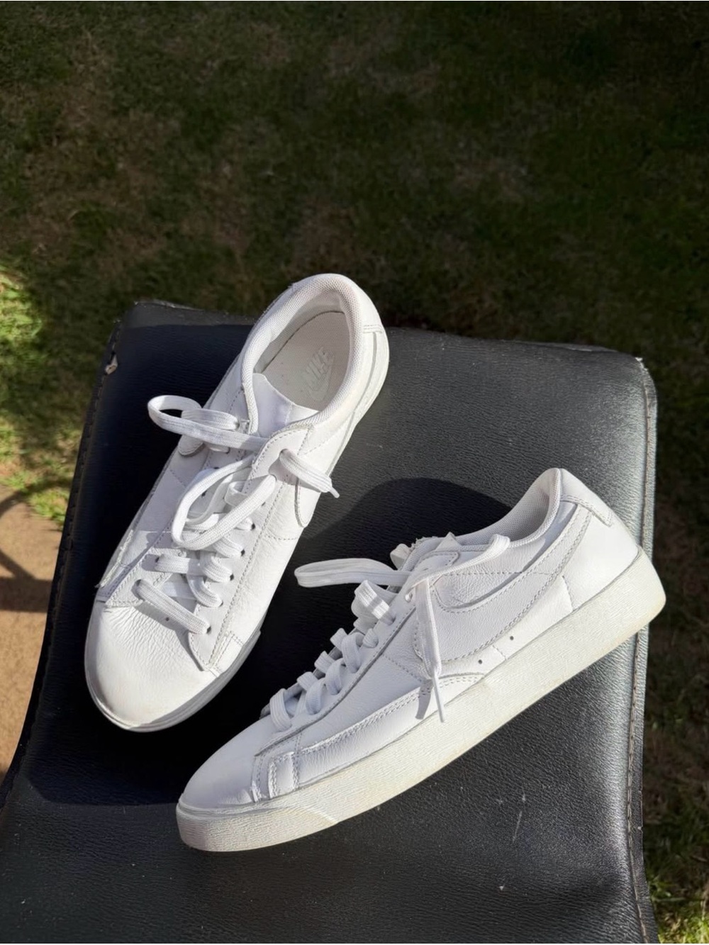 Nike Women’s All White Blazer Low